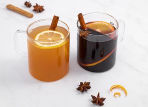 Apfel-Glühwein (Vino caliente con manzana)