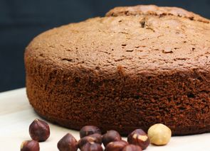 Bizcocho de chocolate y avellanas