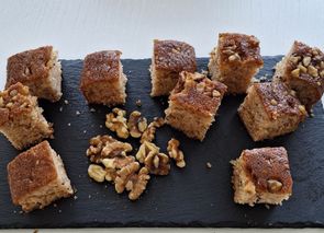Bizcocho de nueces ralladura de naranja
