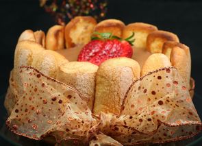 Charlota de chocolate y fresas