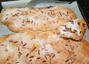 Coca de llardons 