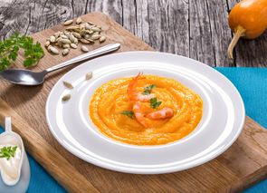 Crema de calabaza con langostinos