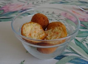 Croquetas de palitos de cangrejo y huevo duro