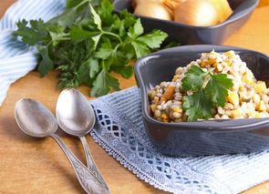 Ensalada de cebada con verduras