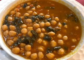 Garbanzos con espinacas