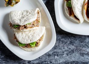 Gua bao de costilla de cerdo
