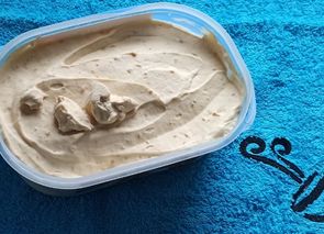 Helado de turrón Jijona