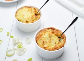 Pastel de queso manchego, beicon y puerro