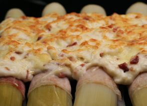 Puerros con bechamel de beicon