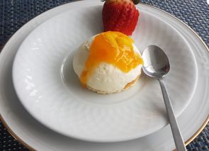 Semiesferas de mousse de limón ligero