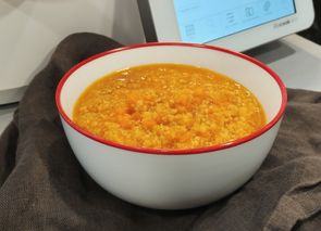 Sojañesa o salsa boloñesa vegana de soja texturizada