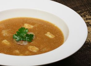 Sopa de amaranto y pescado