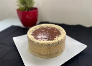 Tarta de queso, chocolate y almendras