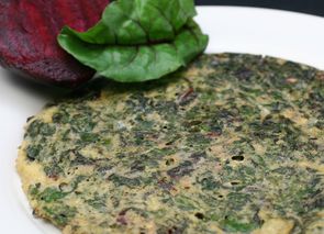 Tortilla de hojas de remolacha