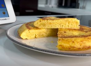 Tortilla de patata cuajada en sartén