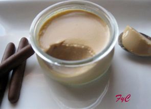 Yogur de dulce de leche