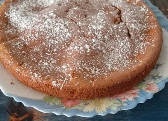 Bizcocho de calabacín con pera y queso