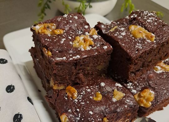 Brownie de remolacha y nueces