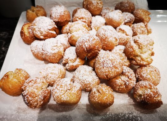 Buñuelos de carnaval italianos