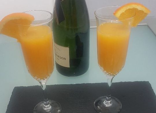 Cóctel mimosa