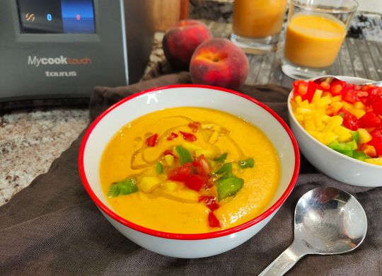 Gazpacho de melocotón Dos Rombos