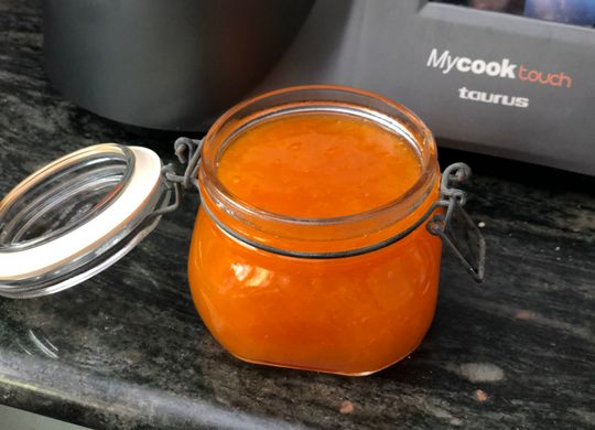 Mermelada de albaricoque de la mama