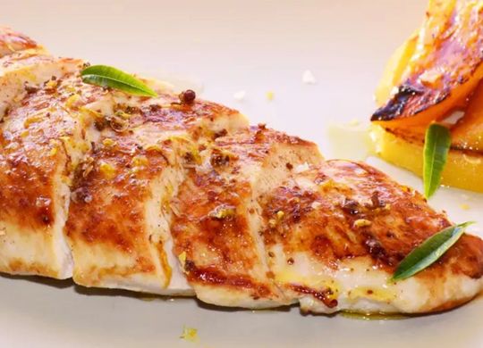 Pechugas de pollo con melocotón
