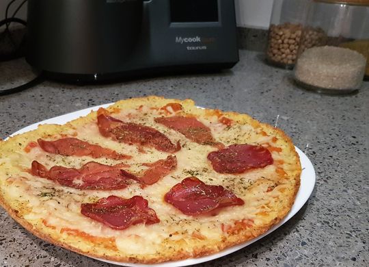 Pizza con base de patata - sin harina
