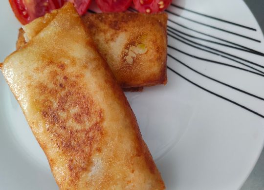 Rollito de puerro y gambas