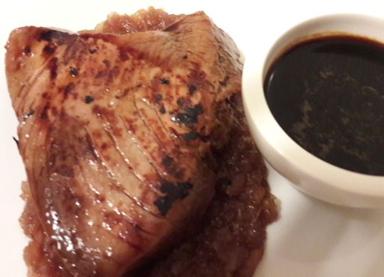 Solomillos de atún con salsa teriyaki