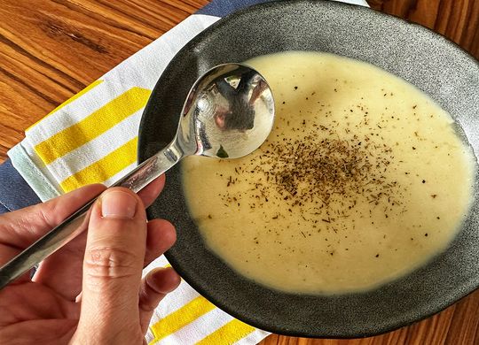 Sopa de patata y bacon