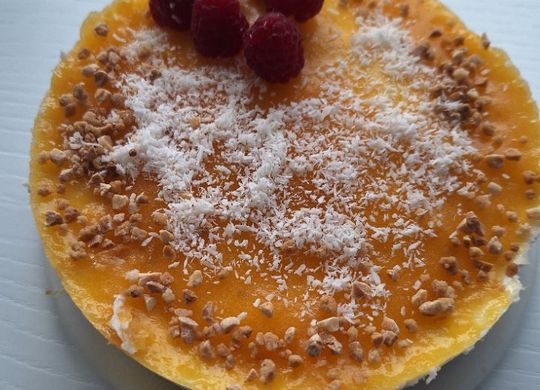 Tarta de coco con melocotón