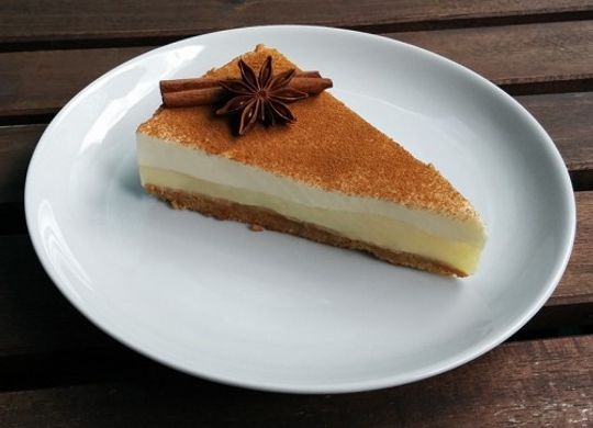 Tarta de queso y crema pastelera