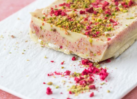 Turrón de pistachos y frambuesa