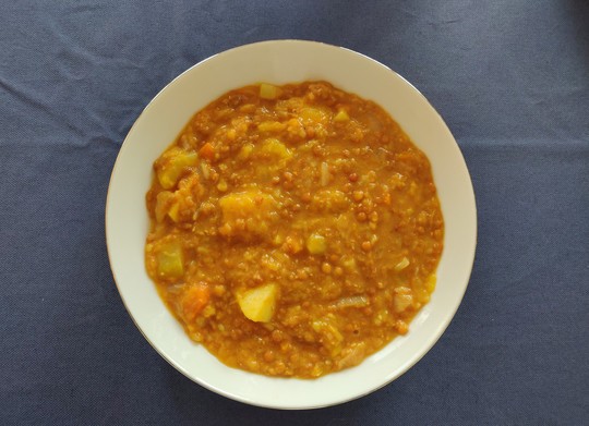 Lentejas con verduras al curry | Robot de cocina Mycook